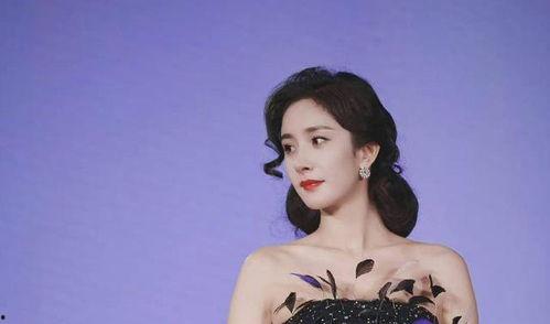 杨幂吃瓜娱乐,揭秘娱乐圈背后的故事 第2张 杨幂吃瓜娱乐,揭秘娱乐圈背后的故事 第2张